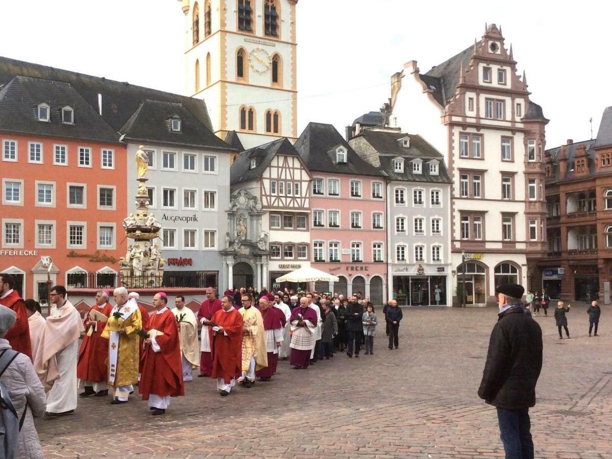 Ferienwohnung An Den Kaiserthermen Trier Exterior foto